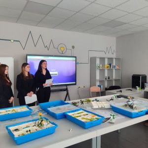 STEM-дівчата за безпечний інтернет