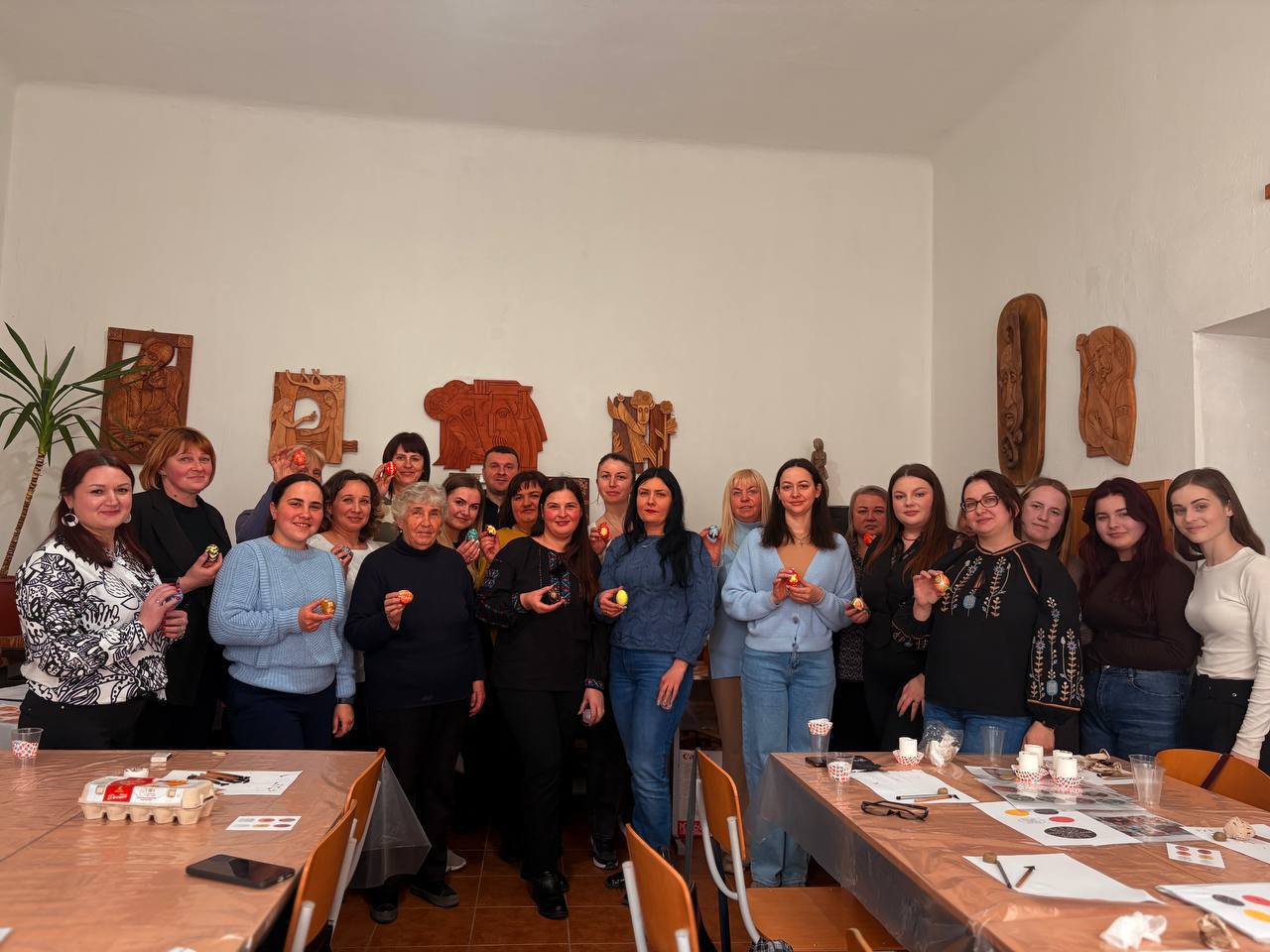 Кожна писанка — як маленька історія: творчий тандем студентів та педагогів