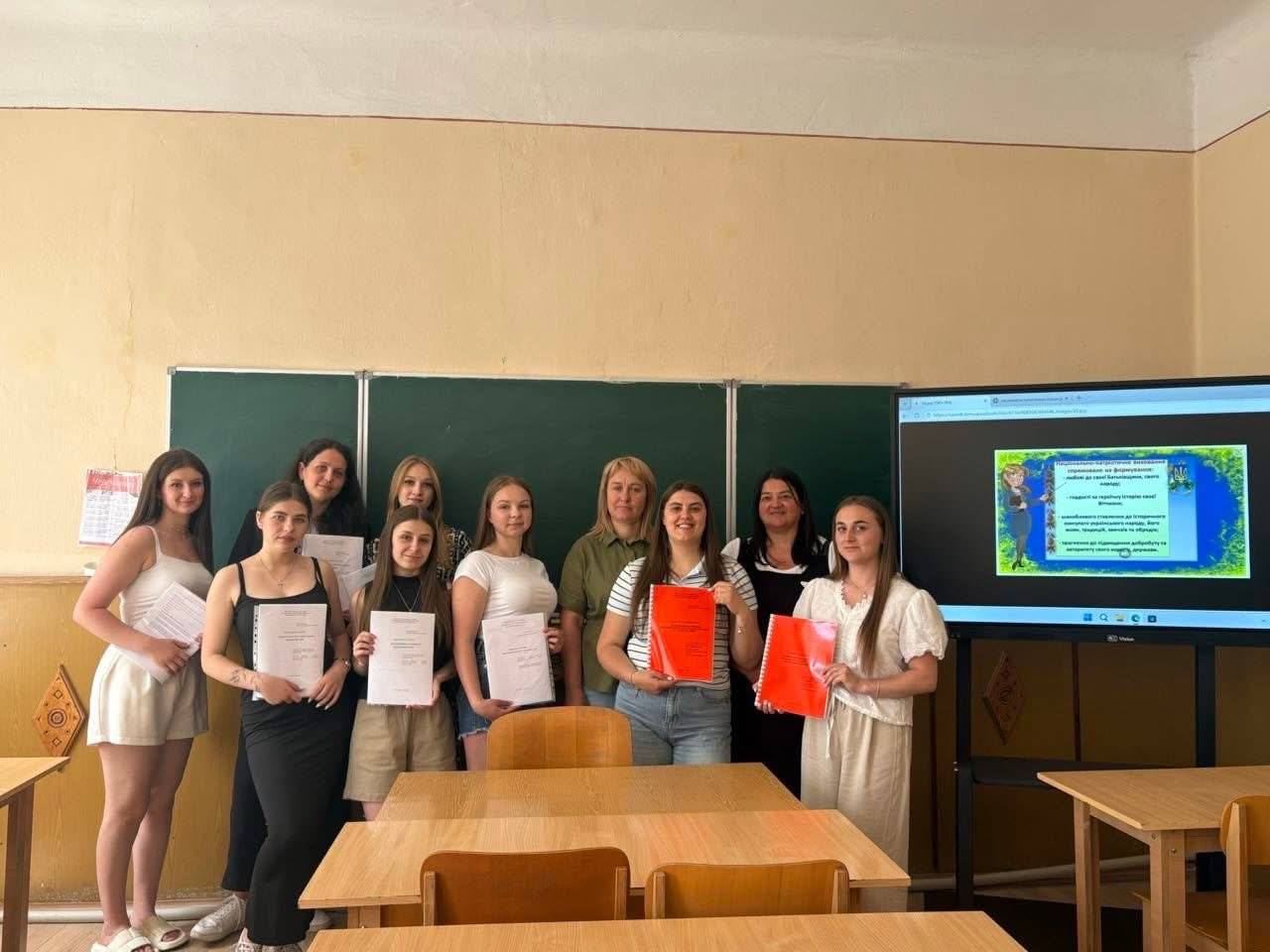 🎓📚 Захист курсових робіт — ще один крок до професійного успіху! ✨👩‍🏫
