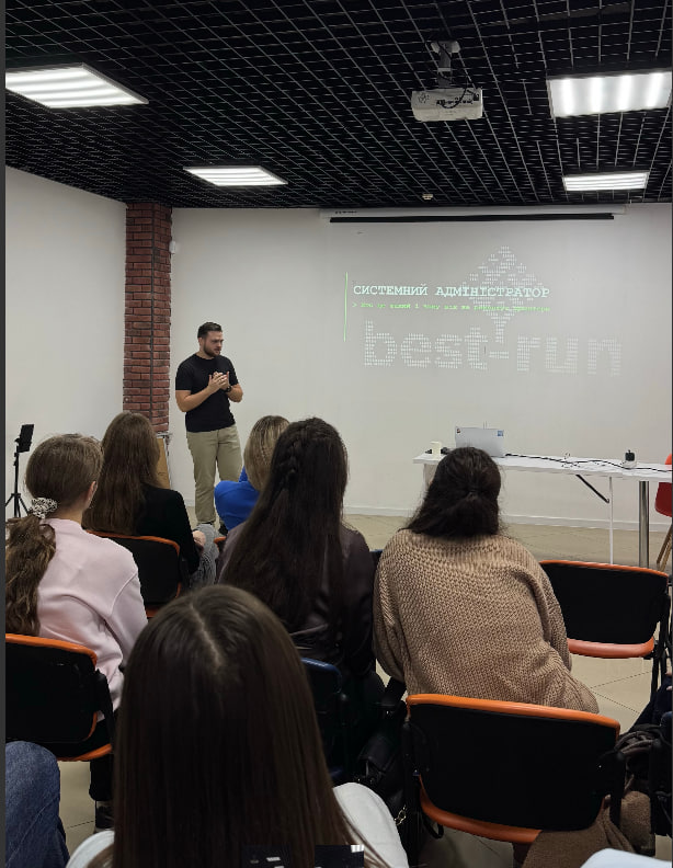 💻 STEM-дівчата відкривають світ ІТ!