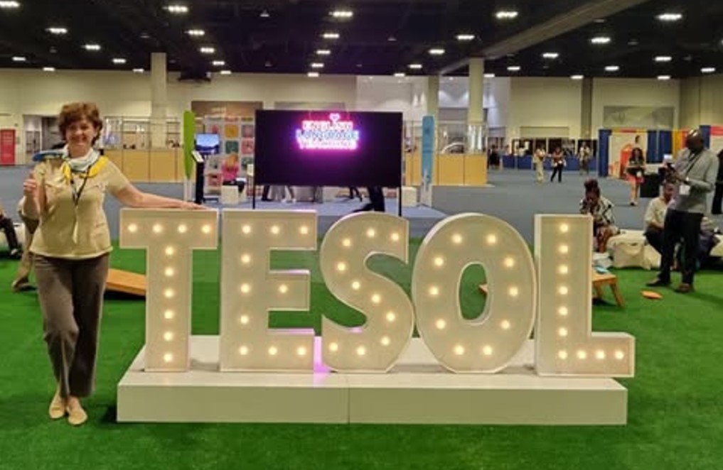 МІЖНАРОДНЕ СТАЖУВАННЯ У США ВИКЛАДАЧА АНГЛІЙСЬКОЇ МОВИ КРАВЧУК ВАЛЕНТИНИ